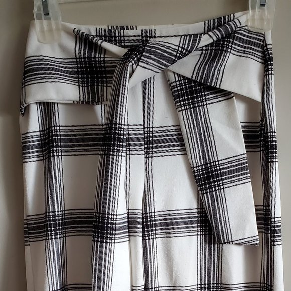 Black and white plaid pants - Picture 3 of 4